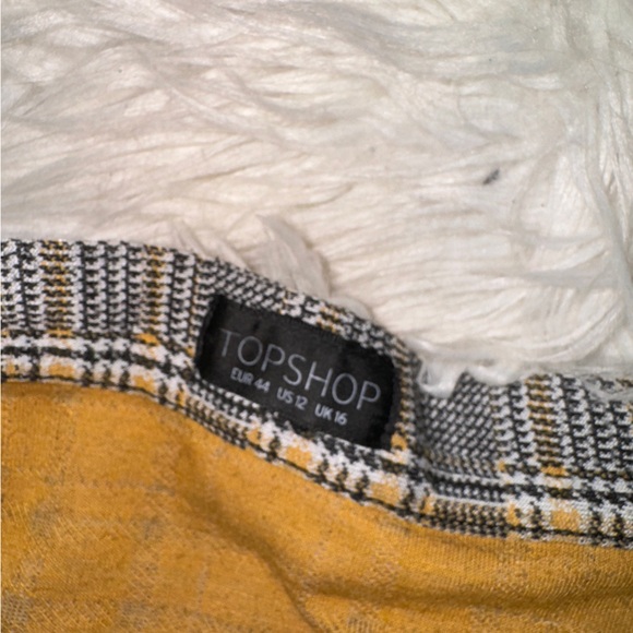 Topshop Plaid Skirt 🐝 - Picture 2 of 5